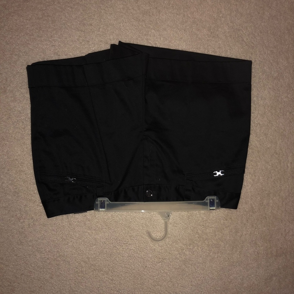 Black White House black market shorts